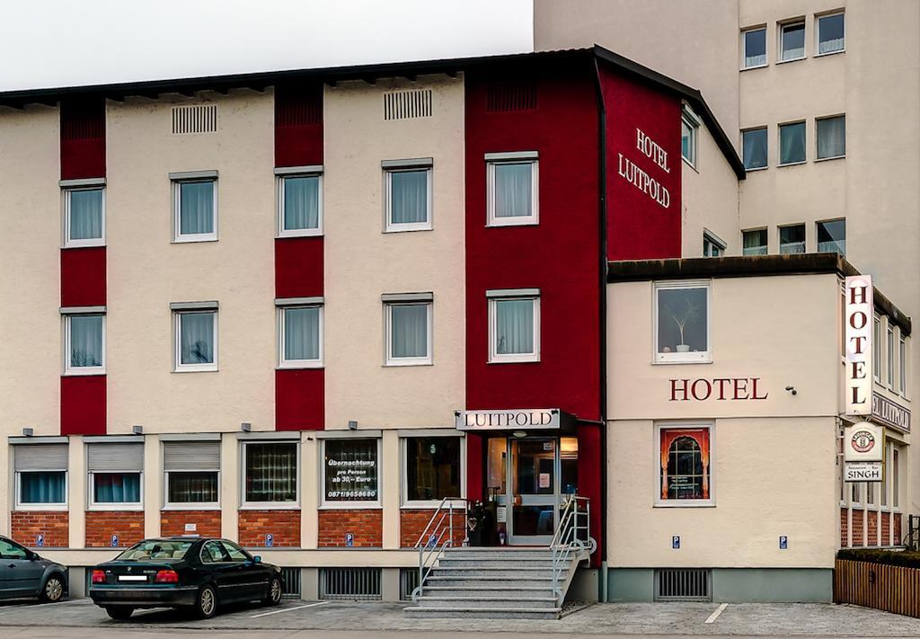 Hotel Luitpold Landshut Esterno foto