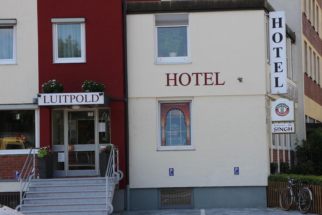 Hotel Luitpold Landshut Esterno foto